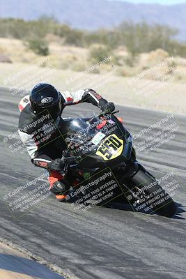 media/Dec-04-2025-Racers Edge (Thu) [[5ebc9f124d]]/3-B Group/3-Session 2 (Turn 7 Inside)/